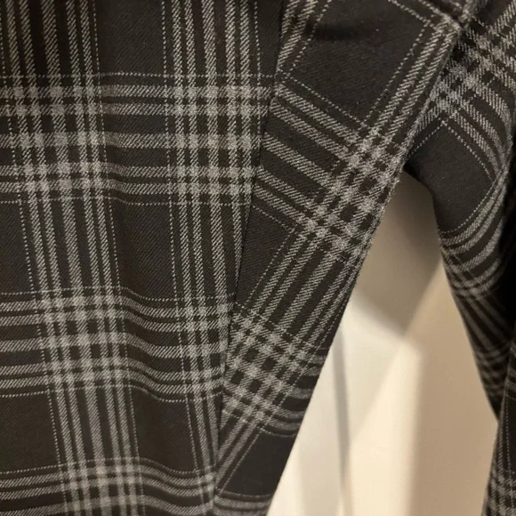 LOFT Devin Belted Slim Pants in Plaid - Picture 6 of 7